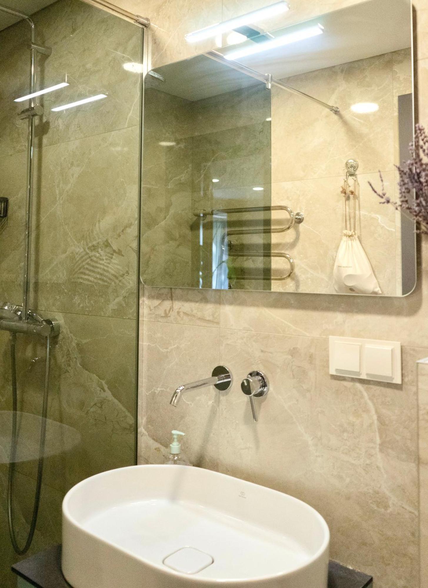 Petite City Centre Apartment Šiauliai Esterno foto