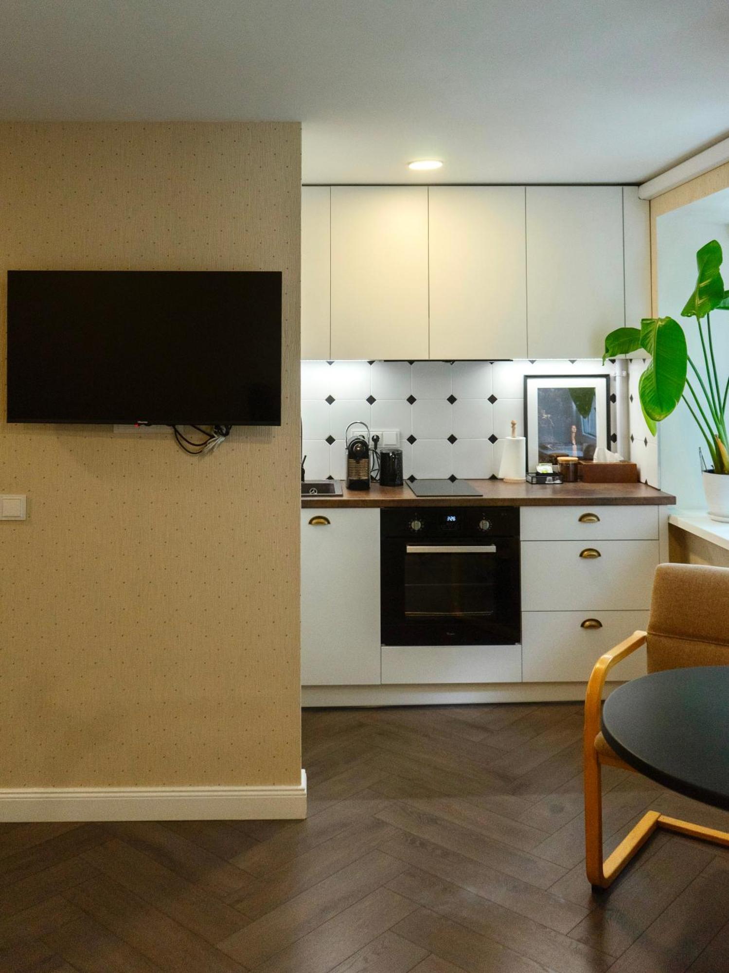 Petite City Centre Apartment Šiauliai Esterno foto